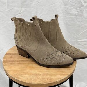 Amuse Society x Matisse Ankle Studded Boots